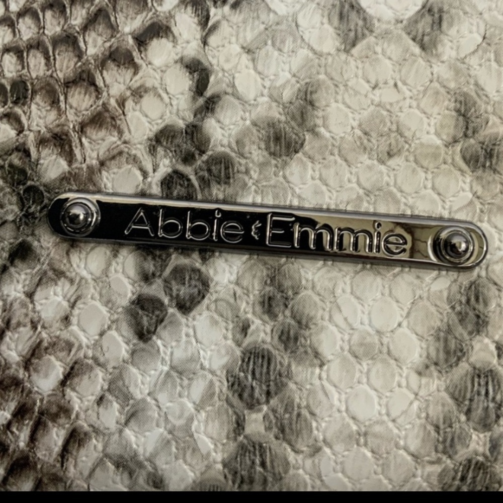 Abbie & Emmie Crossbody Animal print Snakeskin Bag Convertible Clutch Multicolor - Picture 3 of 9